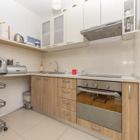 Neno * 马卡尔斯卡