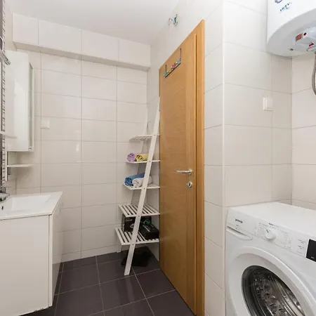 Neno Apartment *