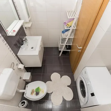 Neno Apartment