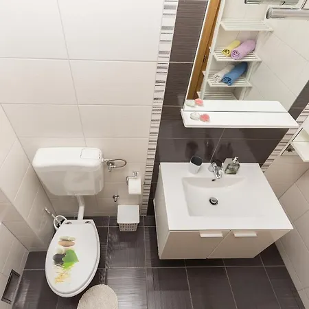 Neno * 马卡尔斯卡