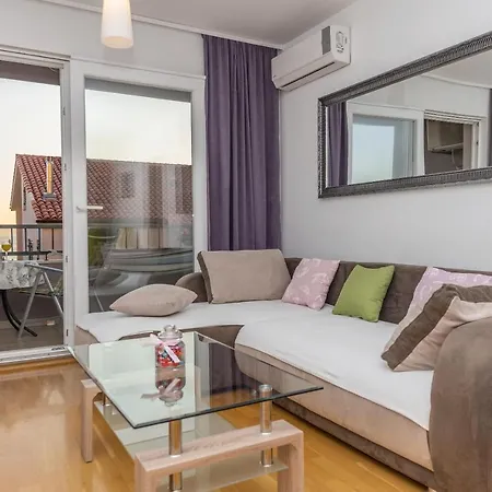 Neno Apartmán Makarská